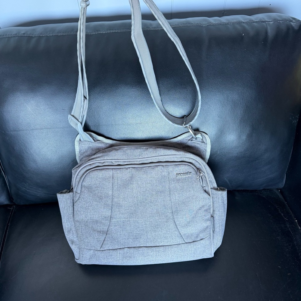Pacsafe Bag